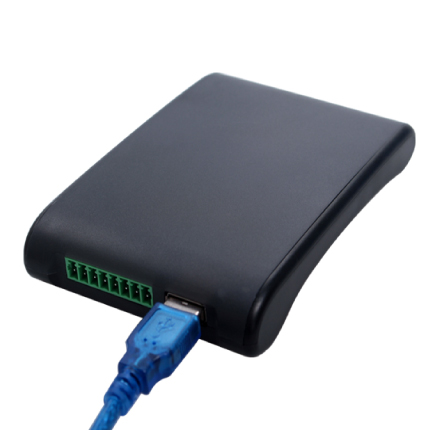 超高頻桌面式讀寫器